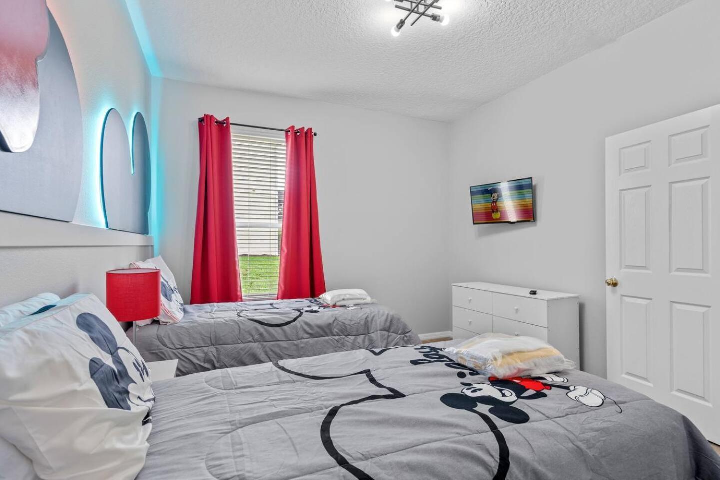 6 Bedroom 5 Bathroom Emerald Island 2601 Ib 키시미 외부 사진